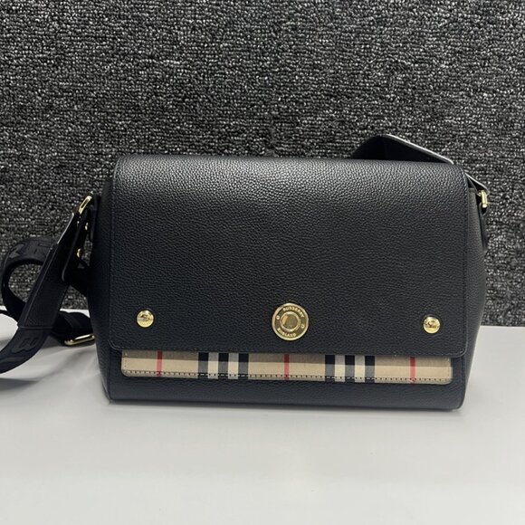 Burberry Tivitp1226 black Shoulder Bag - Picture 1 of 9